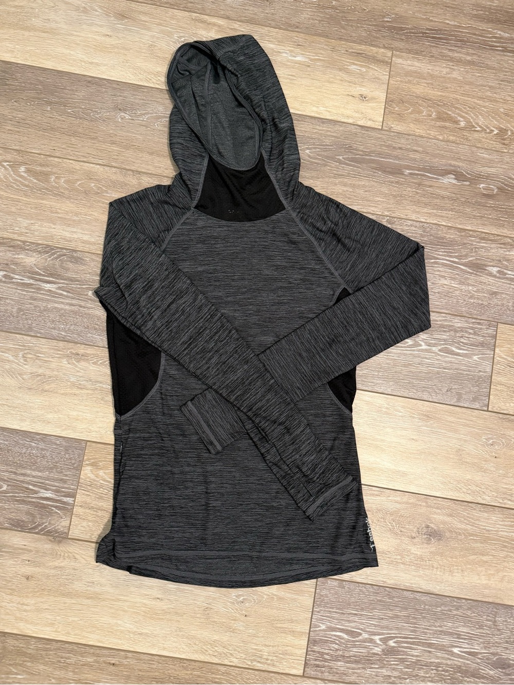 Reebok Women's Hooded Long-Sleeve Top — Heather Charcoal